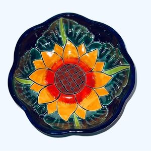 Handmade 8.5” Ceremic Flower Scalloped Bowl